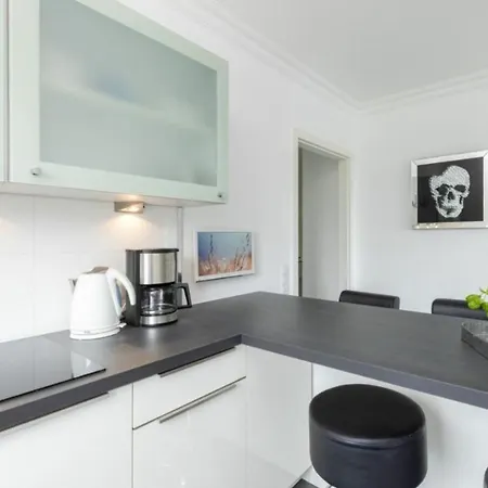 Sunset 24 Seetempel * Scharbeutz